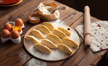 Czy da się zrobić placki ziemniaczane bez jajka?